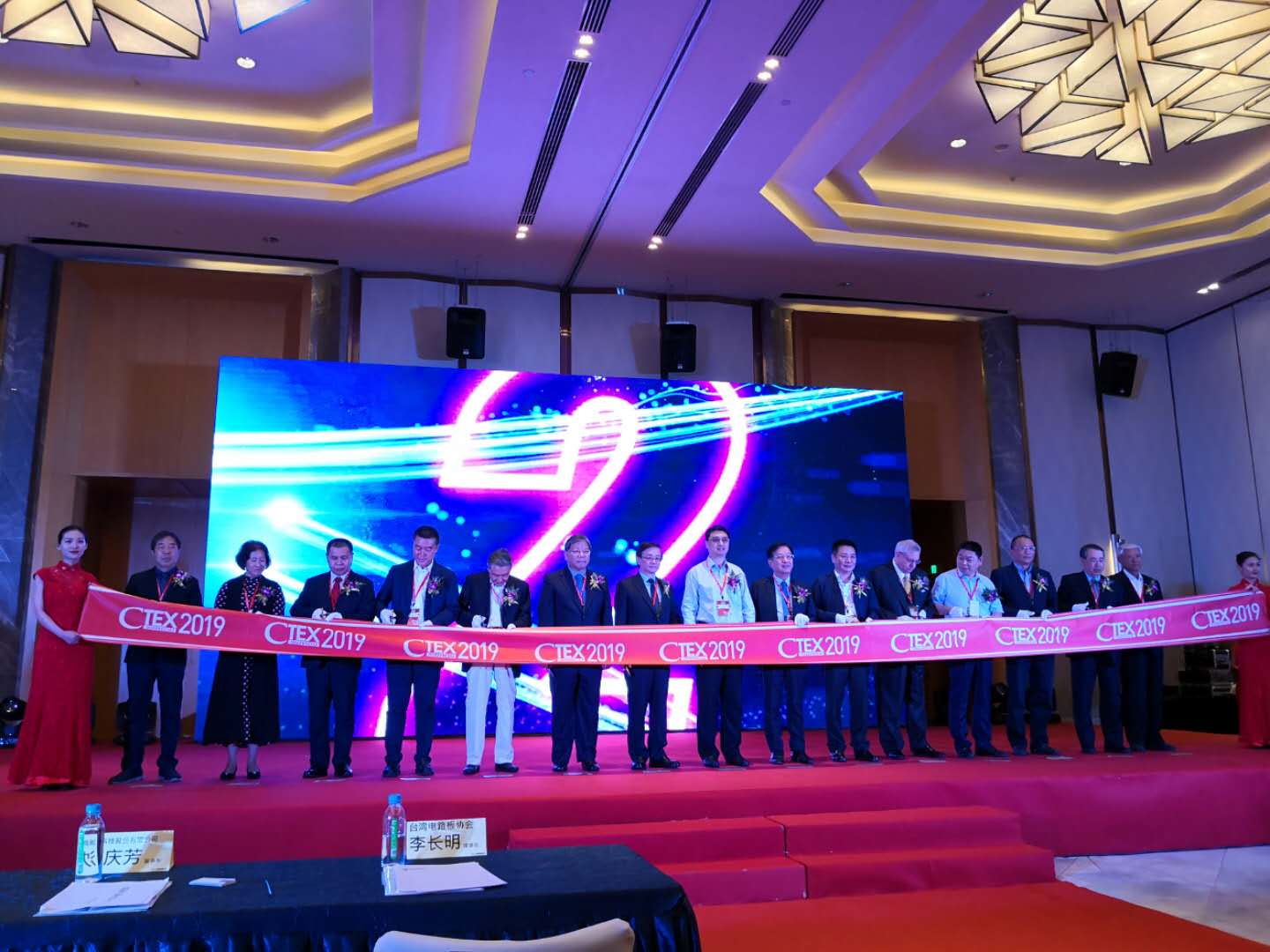 Z6��������ʱ���й������ٷ���վ