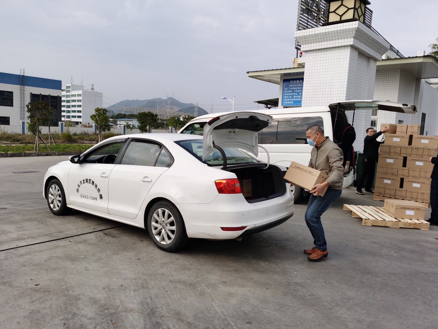 Z6��������ʱ���й������ٷ���վ