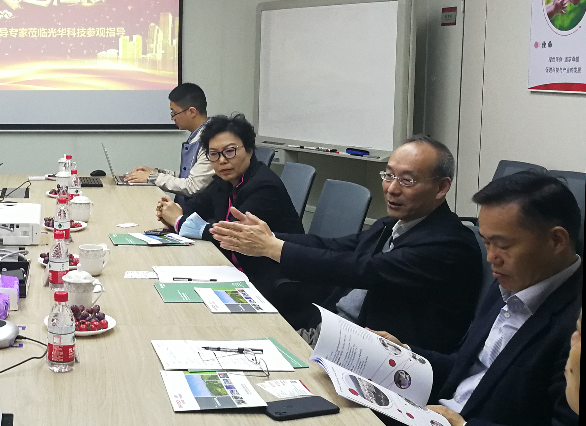 Z6��������ʱ���й������ٷ���վ