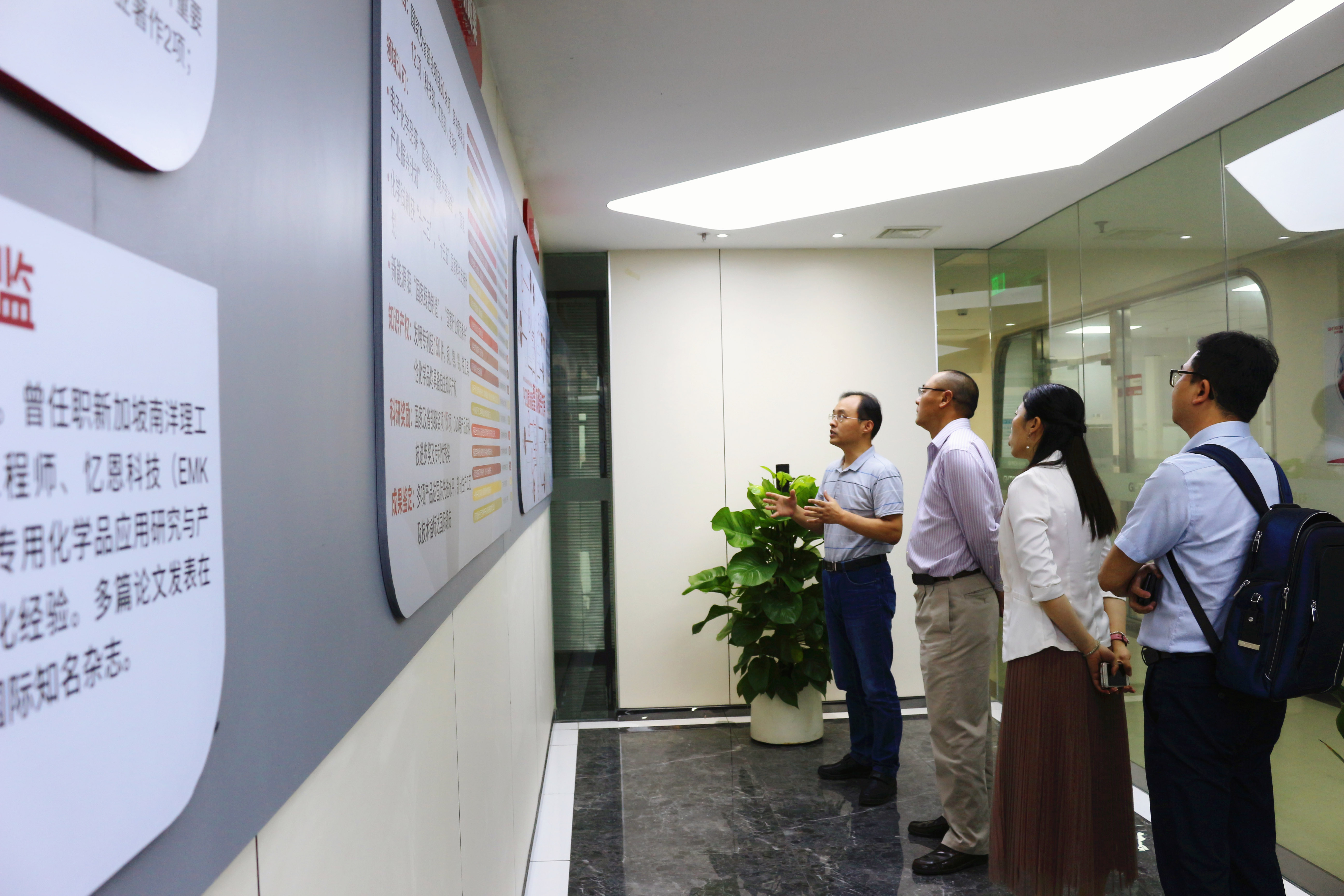 Z6��������ʱ���й������ٷ���վ